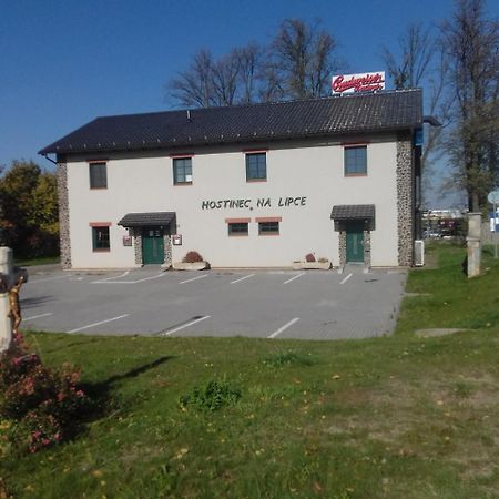 Hostinec Na Lipce Havlickuv Brod Exterior photo